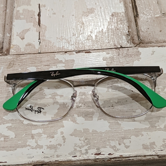 Brand New Ray-Ban kid's prescription frames - Picture 2 of 2
